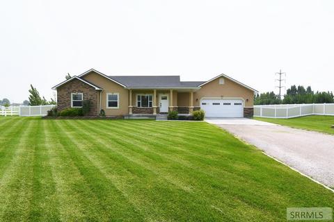 4002 E 235 N, Rigby, ID 83442 photo 1