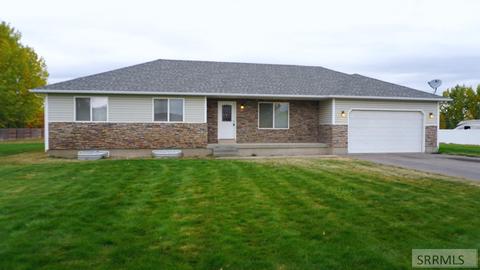 139 N 3955 E, Rigby, ID 83442 photo 1