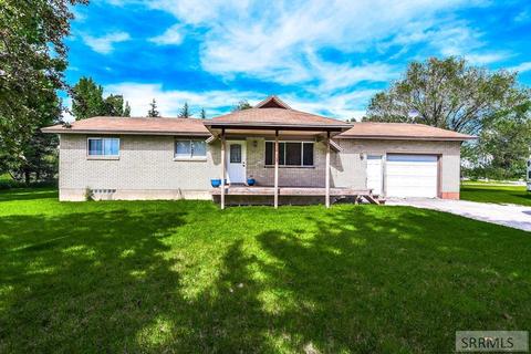 4203 E 400 N, Rigby, ID 83442 photo 1