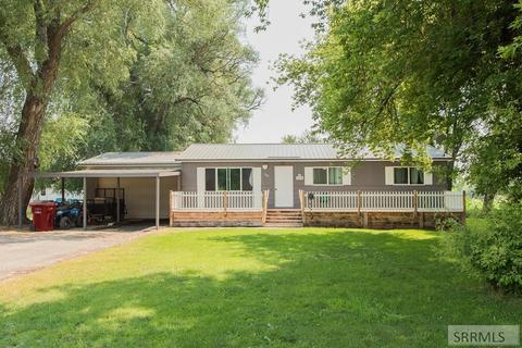 105 E 3000 N, Rexburg, ID 83440 photo 1