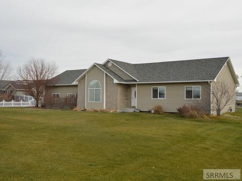 112 N 3962 E, Rigby, ID 83442 photo 1
