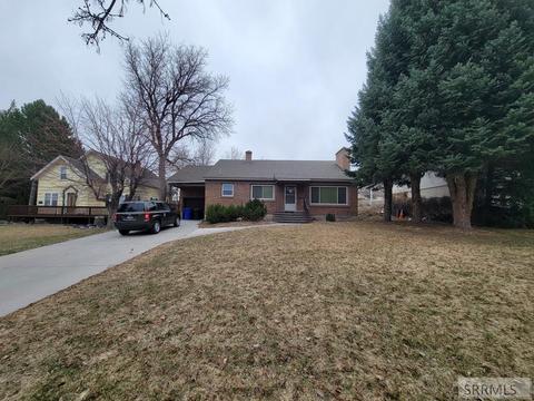 231 S 2nd E, Rexburg, ID 83440 photo 1