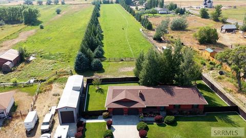 193 N 4200 E, Rigby, ID 83442 photo 1