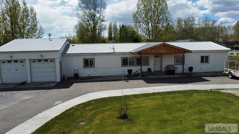 584 S 4 W, Aberdeen, ID 83210 photo 1