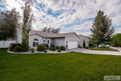 542 Maple Ave, Rexburg, ID 83440 photo 1