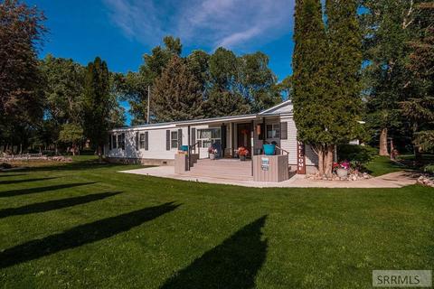 6344 S 3100 W, Rexburg, ID 83440 photo 1