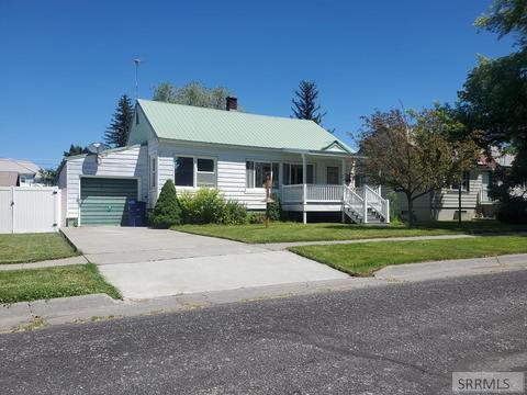315 E 2nd N, Saint Anthony, ID 83445 photo 1