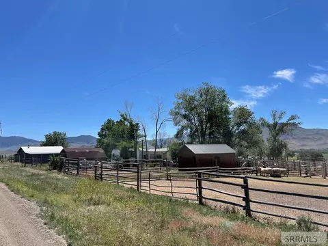 1096 Upper Hotsprings Rd, Challis, ID 83226