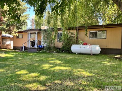 136 Antelope Dr, Salmon, ID 83467 photo 1