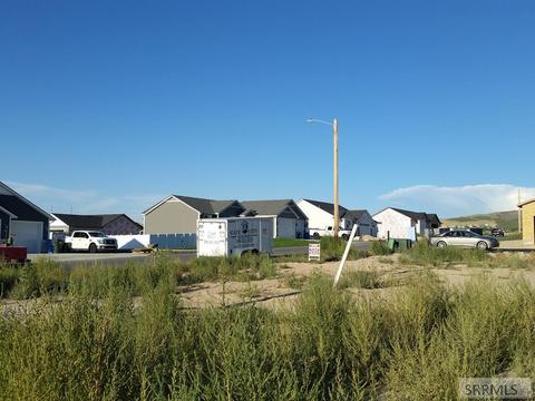 611 Rustic Rd, Pocatello, ID 83201 photo 1