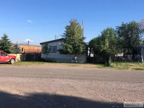 1231 E Butte Ave, Challis, ID 83226 photo 1