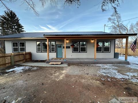 10 Pine St, Salmon, ID 83467 photo 1