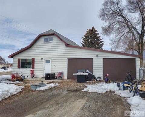 225 E Salmon Ave, Arco, ID 83213 photo 1