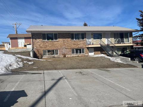406 S 3rd E, Rexburg, ID 83440 photo 1