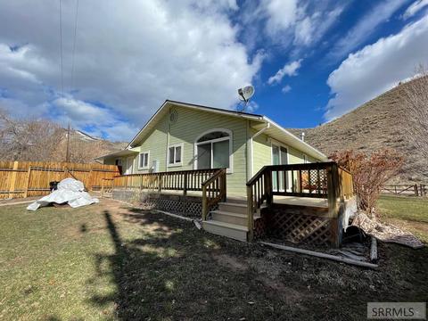 2 Creekside Ln, Salmon, ID 83467 photo 1