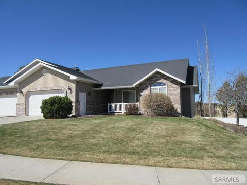 554 Eaglewood Dr, Rexburg, ID 83440 photo 1