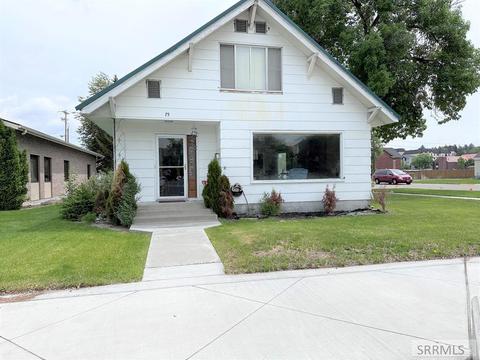 75 S Center St, Rexburg, ID 83440 photo 1