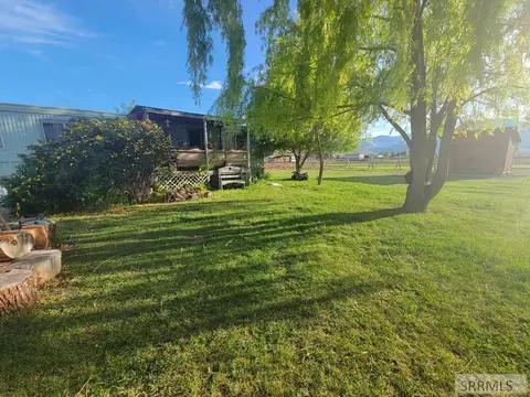 405 Skyline Dr, Challis, ID 83226 photo 1