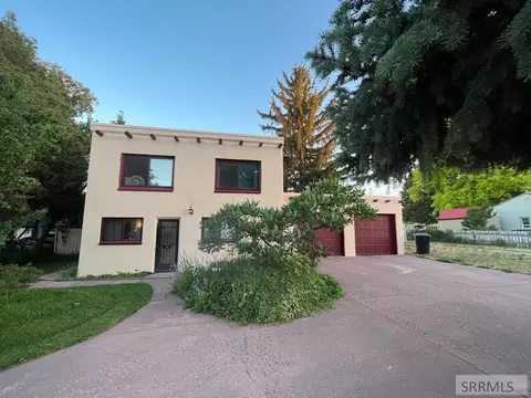 260 E Pine St, Shelley, ID 83274 photo 1