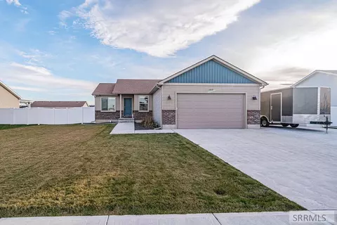 3912 Ridgeland Dr, Idaho Falls, ID 83401 photo 1