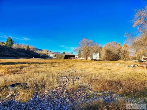 723 Riverfront Dr, Salmon, ID 83467 photo 1