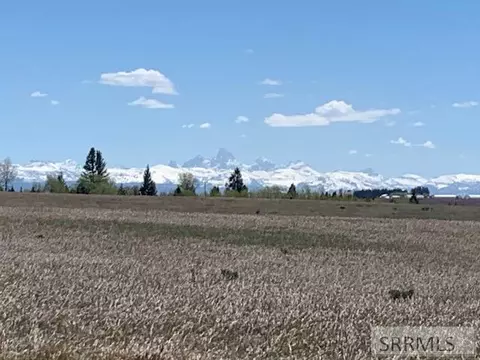 1563 E Rim Loop Rd, Ashton, ID 83420 photo 1
