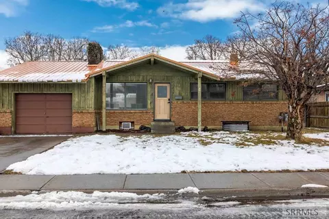 239 Dove Ave, Rigby, ID 83442 photo 1