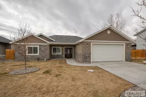 830 Matchpoint Dr, Ammon, ID 83406 photo 1