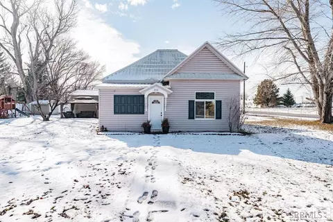 210 E Maple St, Shelley, ID 83274 photo 1