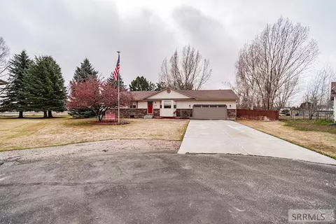 3840 E 12 N, Rigby, ID 83442 photo 1