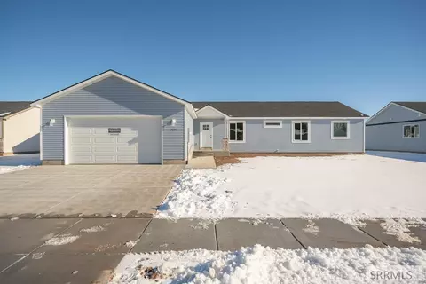 2660 Baylor Dr, Ammon, ID 83406 photo 1