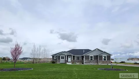 109 N 3962 E, Rigby, ID 83442 photo 1