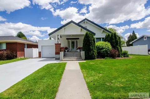 166 N 1st E, Rexburg, ID 83440 photo 1