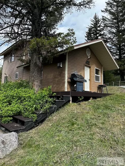 104 Goosewing Dr, Irwin, ID 83428 photo 1