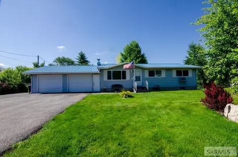 376 Elm St, Shelley, ID 83274 photo 1
