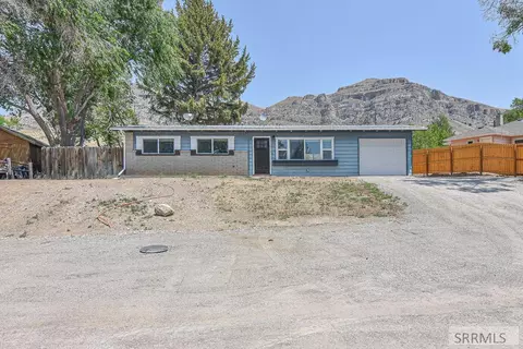 506 Hazel St, Arco, ID 83213 photo 1