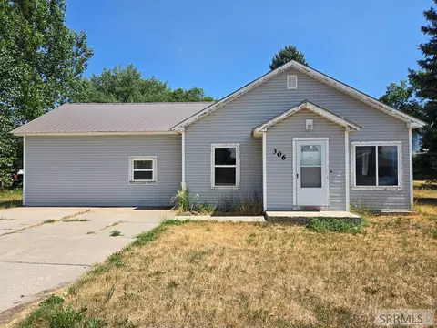 306 N Main St, Grace, ID 83241 photo 1