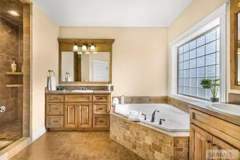 Bath - 146 N 3729 E, Rigby, ID 83442 photo 1 of 10