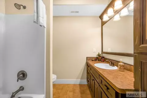 Bath - 146 N 3729 E, Rigby, ID 83442 photo 5 of 10
