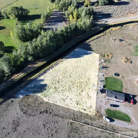 2223 Sunset Dr, St Anthony, ID 83445 photo 1