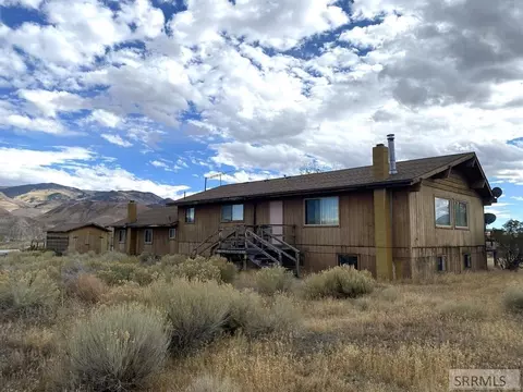 214 Corkscrew Dr, Challis, ID 83226 photo 1