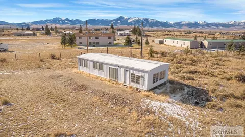 140 N Front St, Leadore, ID 83464 photo 1