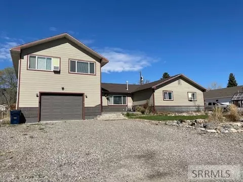 700 Keith St, Salmon, ID 83467 photo 1