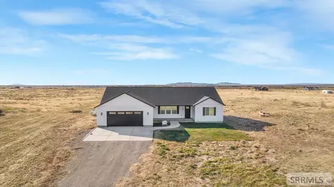 569 N 3000 E, Saint Anthony, ID 83445 photo 1