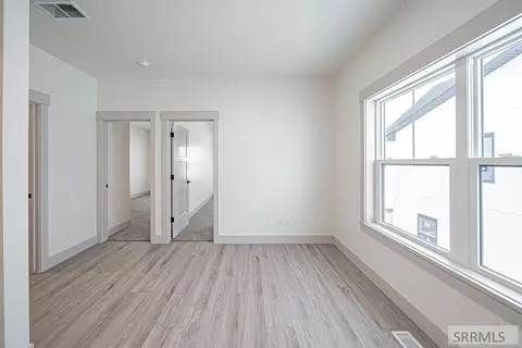 Bedroom - 5107 N Beach Dr, Idaho Falls, ID 83401 photo 1 of 5