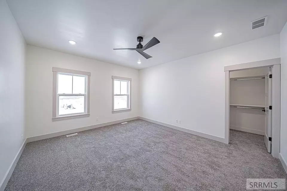 Bedroom - 5107 N Beach Dr, Idaho Falls, ID 83401 photo 2 of 5