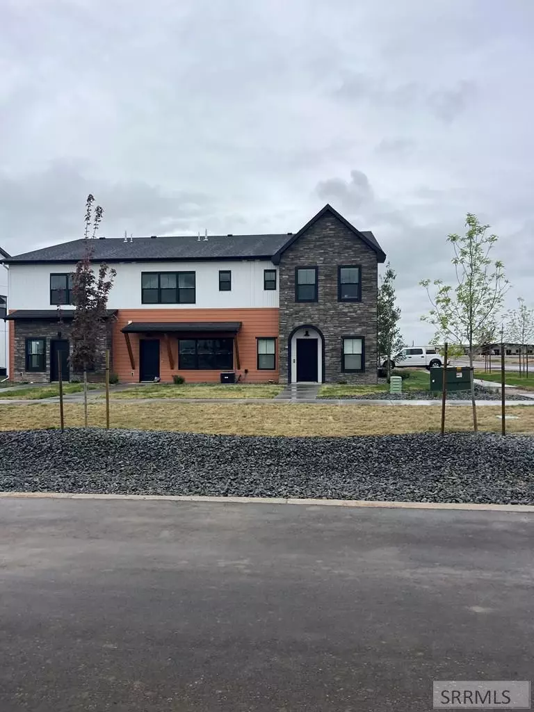 Exterior - 5107 N Beach Dr, Idaho Falls, ID 83401 photo 1 of 3