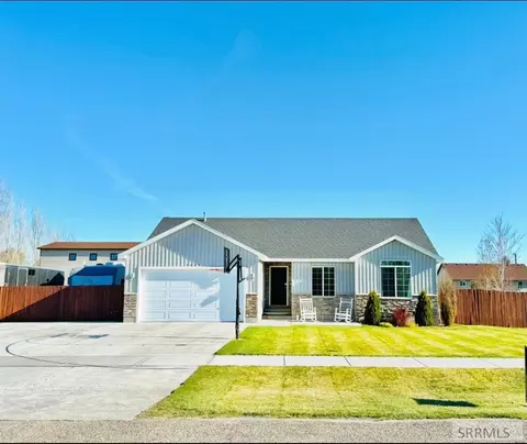 5405 E Buchanan Ave, Iona, ID 83427 photo 1