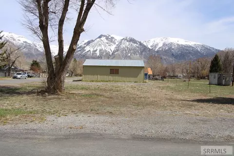 518 W Spruce St, Mackay, ID 83251 photo 1