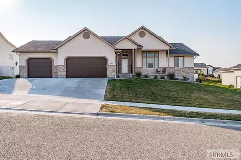 6502 E Crown Cres, Ammon, ID 83406 photo 1